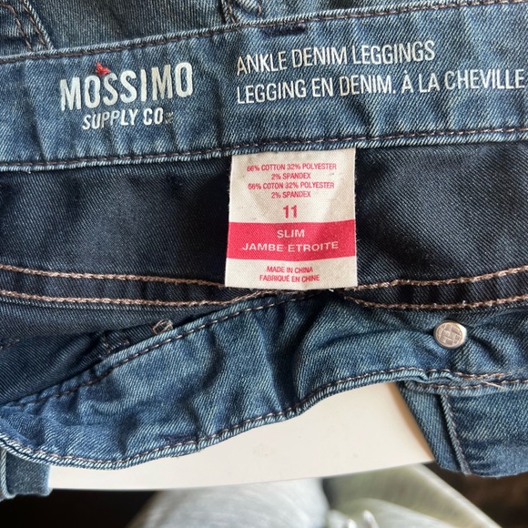 Mossimo Dark Blue Ankle Denim Leggings. Size 11. Good condition. - Picture 3 of 4